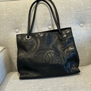 Chanel tote